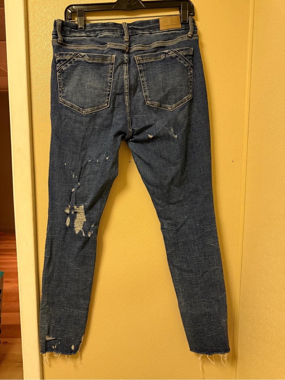 Buckle Medium Blue Women's Skinny Jeans with Subtle Distress - Picture 7 of 9